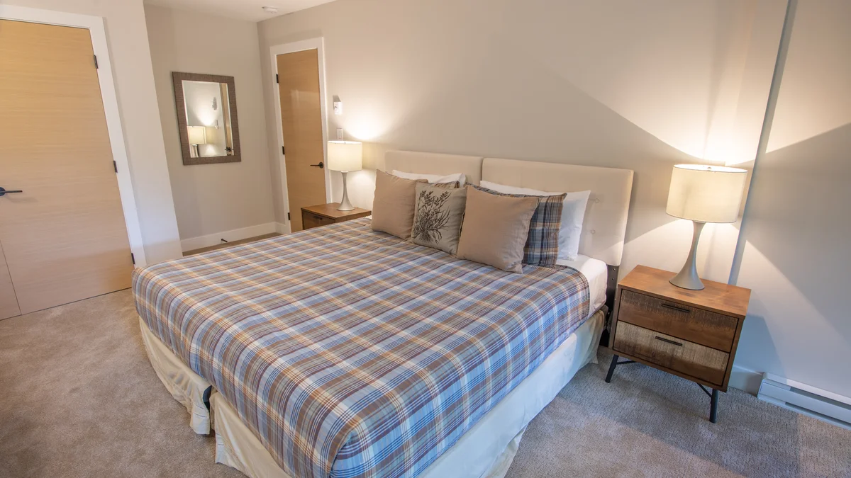 Bedroom 3 - King or 2 Twins