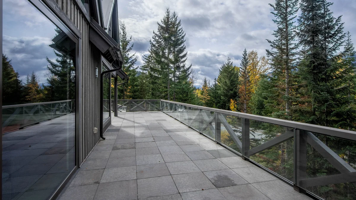 Pinnacle Ridge 03