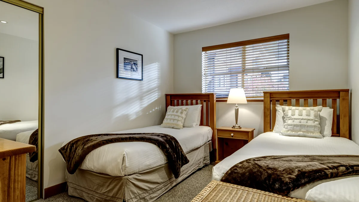 Bedroom 3 - 2 Twins or King
