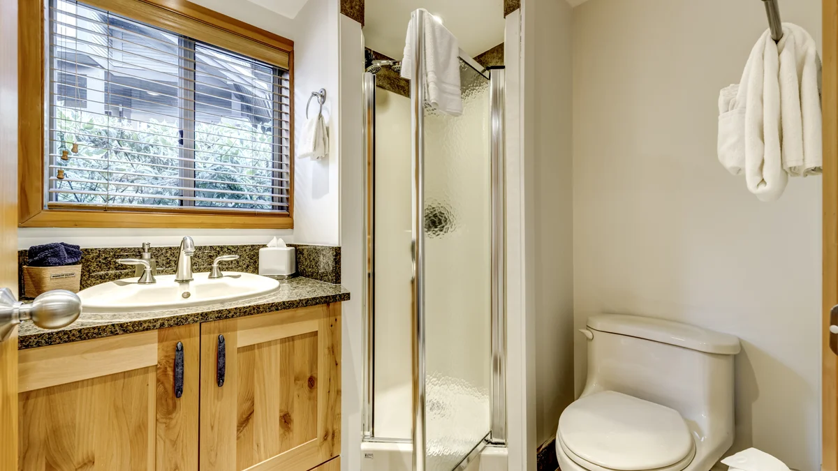 Lower Level Washroom