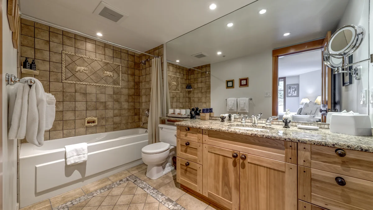 Bedroom 2 Ensuite Bathroom