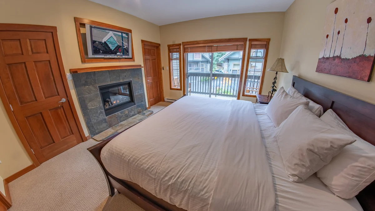 Master Bedroom - King
