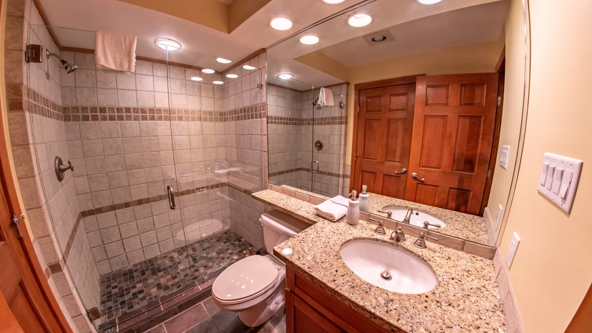 Main Bathroom