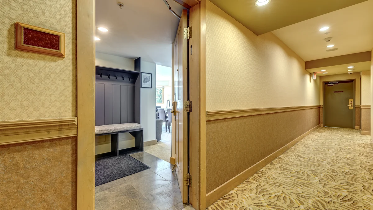 Le Chamois 504 - Upper Village