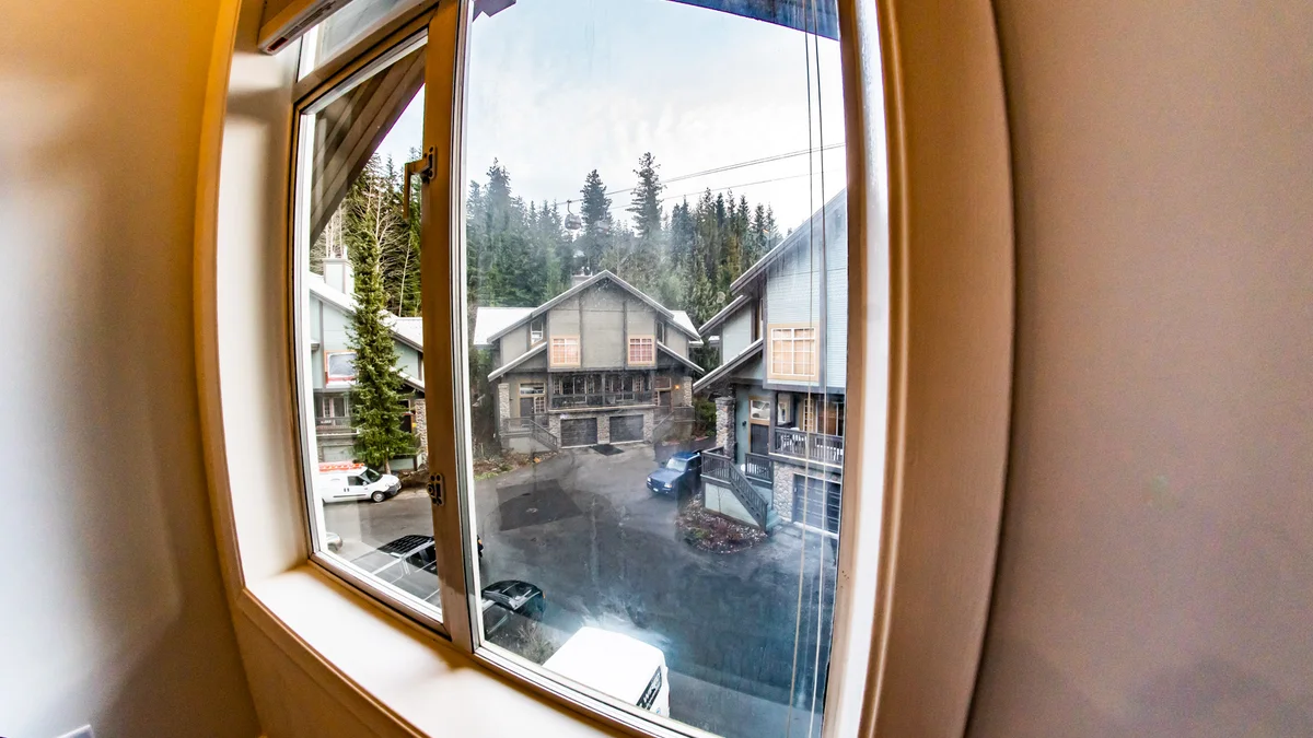 BDR 3 Gondola View