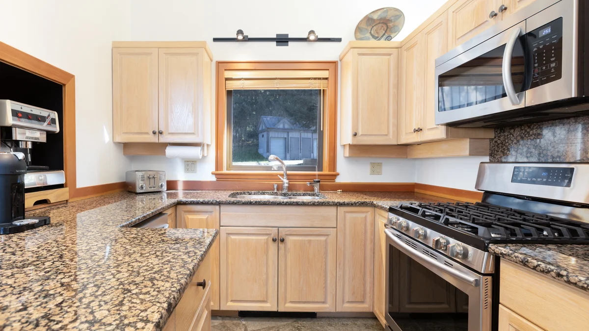 Pinnacle Ridge 06