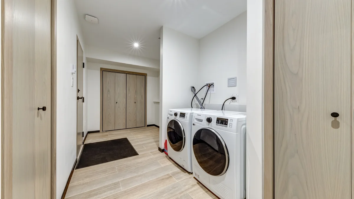 Lower level laundry