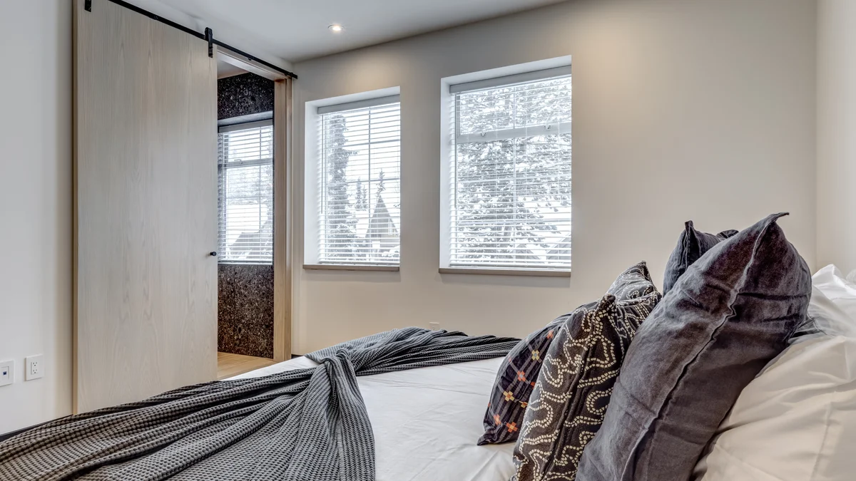 Bedroom 1: King
