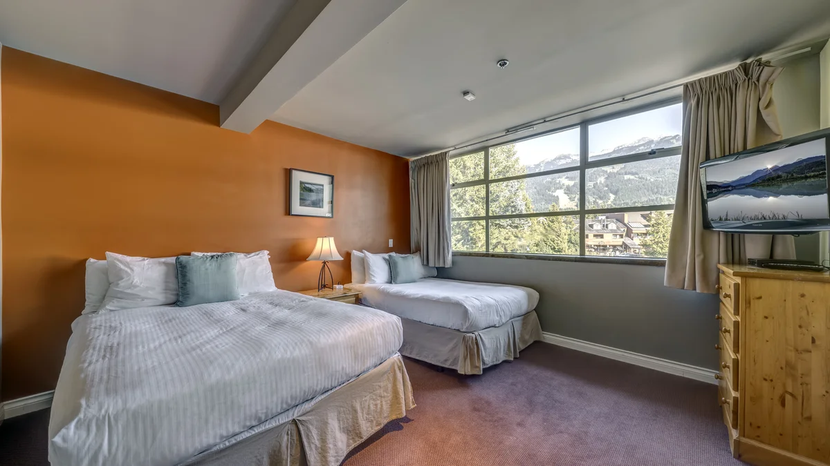 Bedroom 4 - 2 X Double Beds