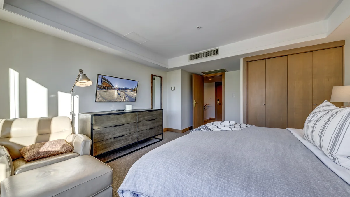 Le Chamois 504 - Upper Village