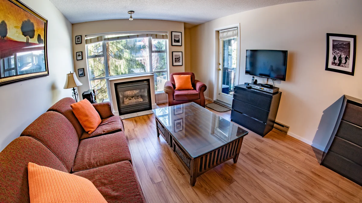 Glacier Lodge 205
