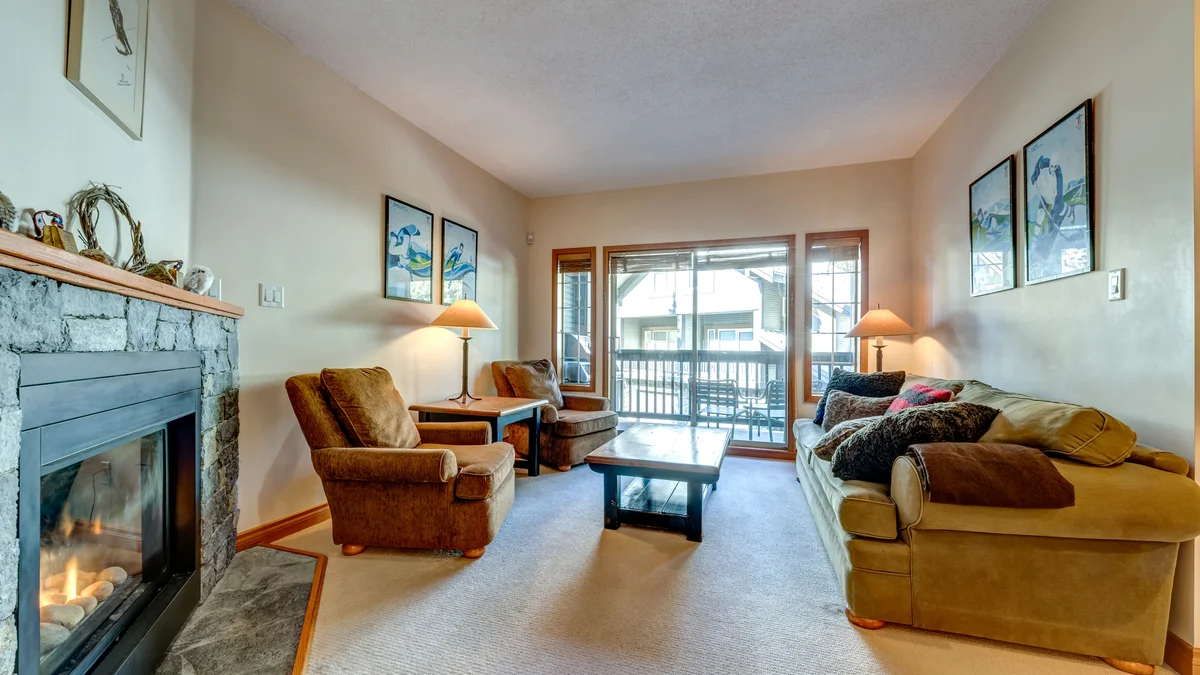 :Living Room