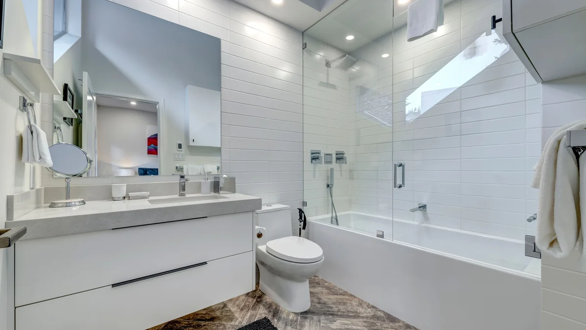 Bedroom 1 Ensuite