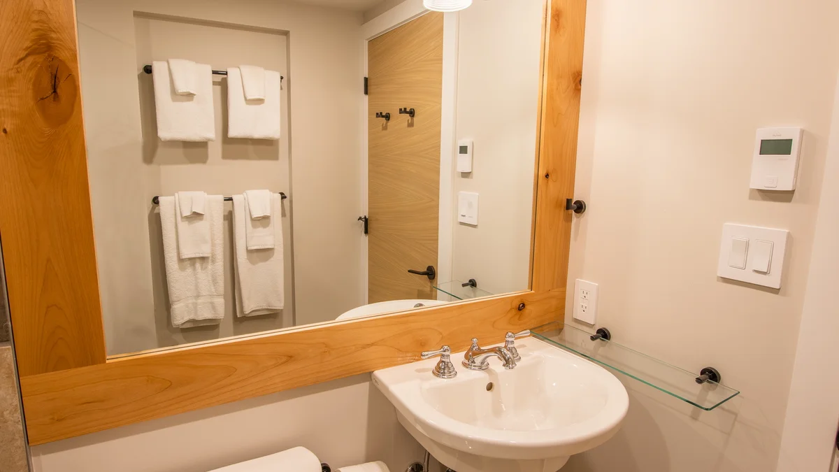 Bathroom 4