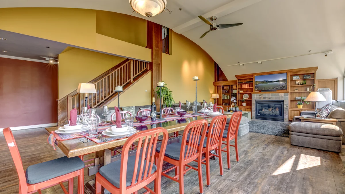 Dining/Living Room