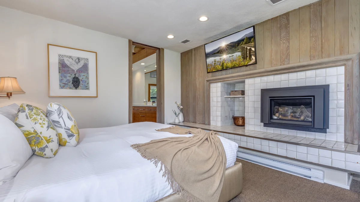 Pinnacle Ridge 05