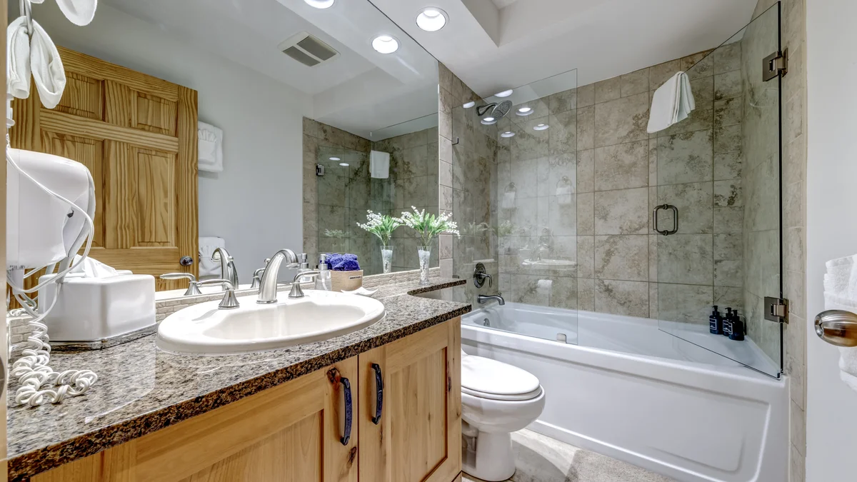 Top level washroom