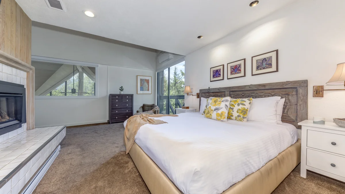 Pinnacle Ridge 05