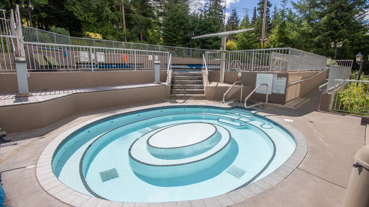Common Hot Tub