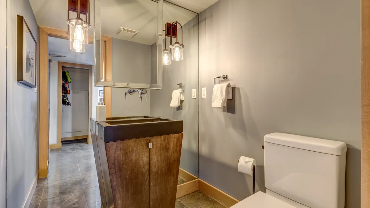 Le Chamois 504 - Upper Village