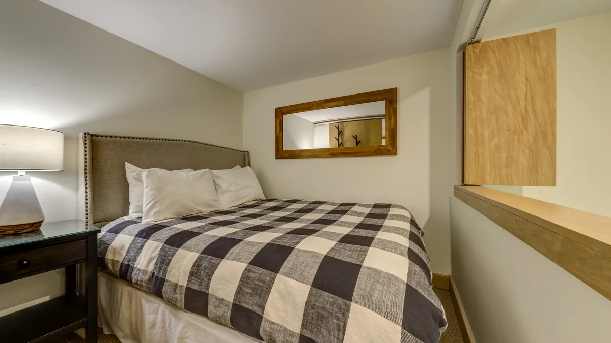 Le Chamois 504 - Upper Village