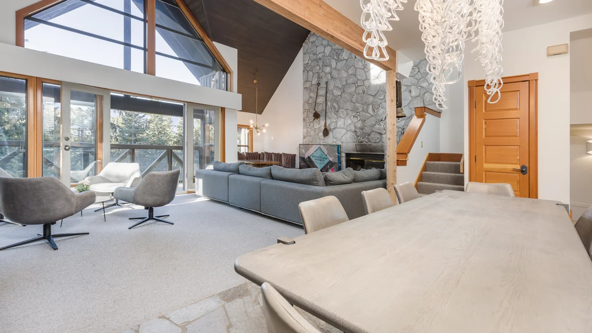 Pinnacle Ridge 06