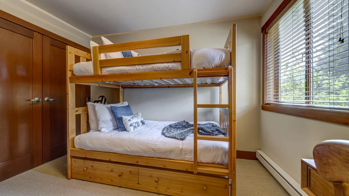 Bedroom 3 - Twin Bunk Beds