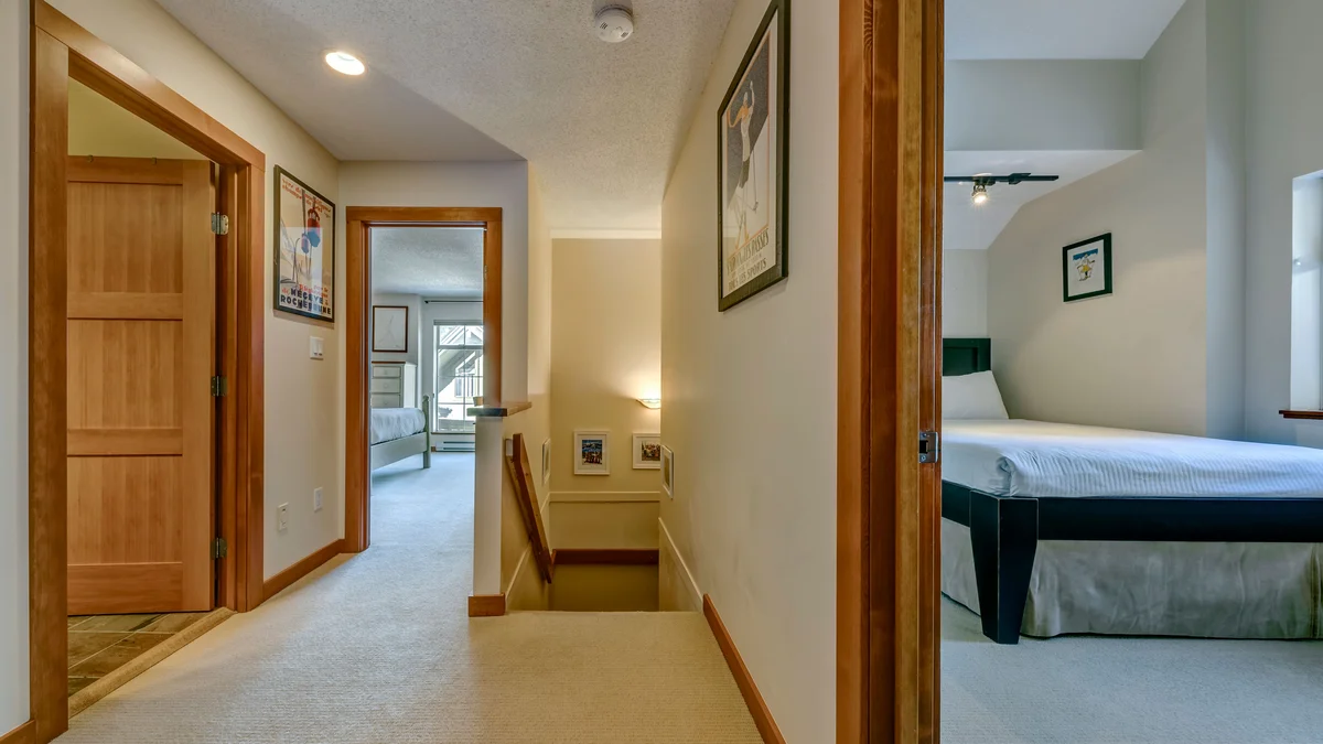 Upstairs Level  Hallway