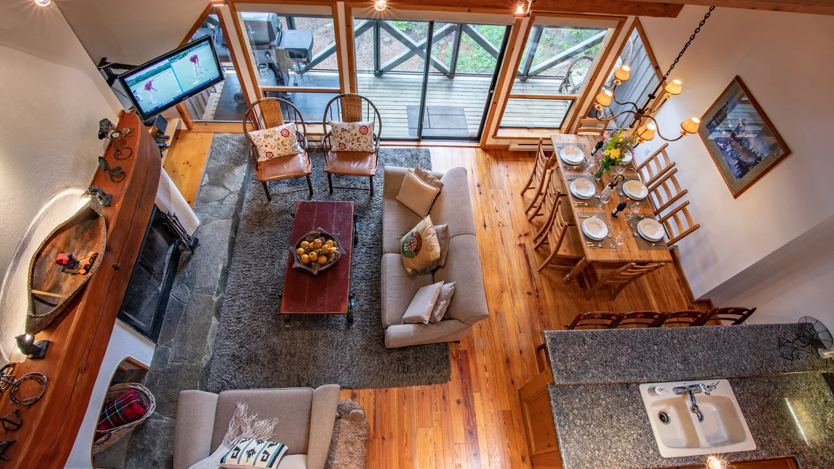 Living and Dining Area