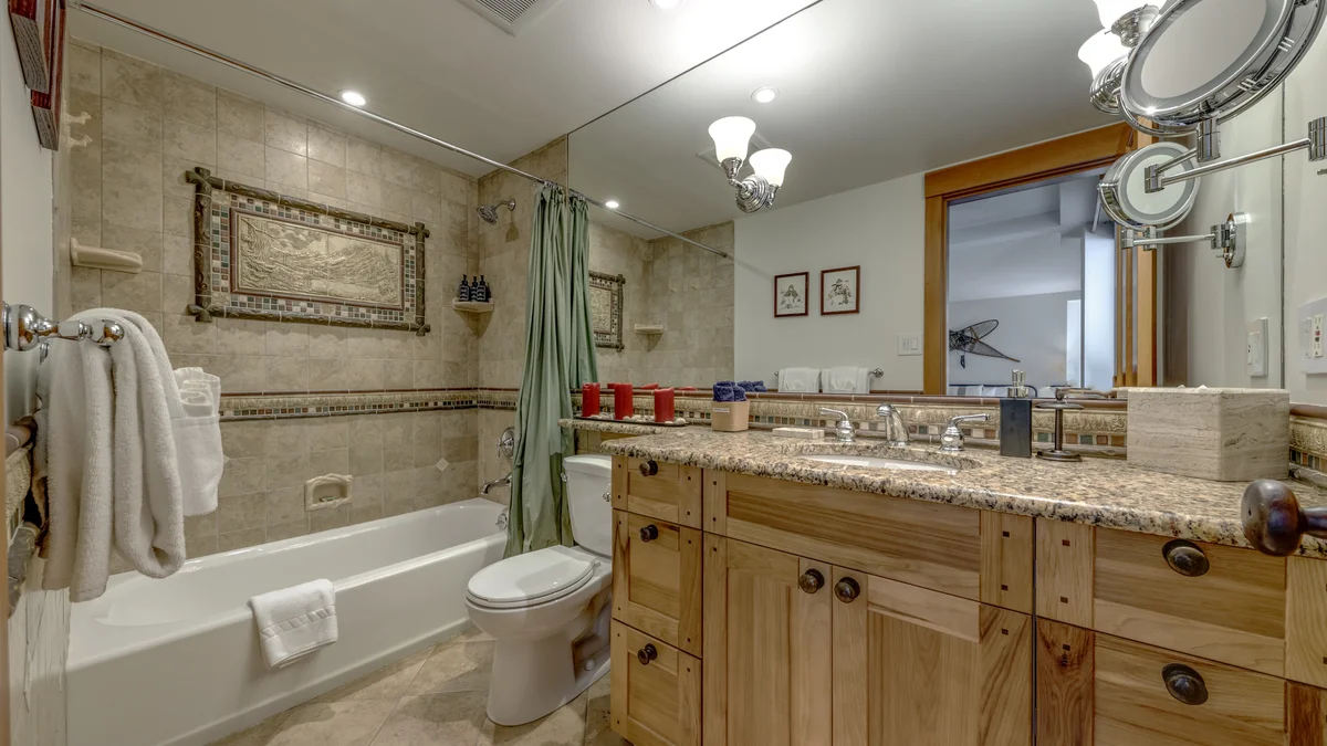 Master Bedroom Ensuite Bathroom