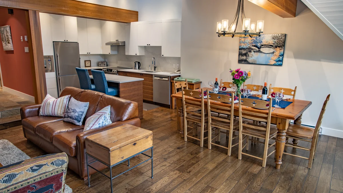 Spacious Kitchen & Living Room